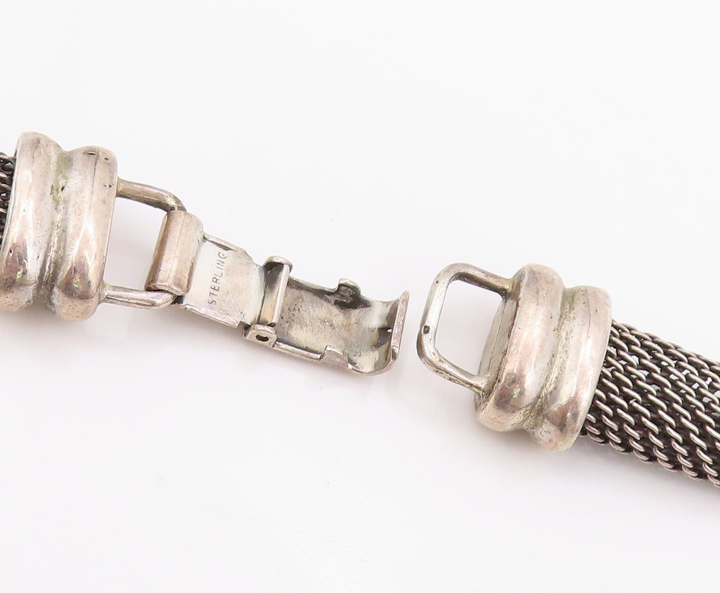 14k Gold 925 Sterling Silver Vintage Necklace Dark Tone Net Effect Cutout NE4437