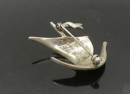 925 Sterling Silver  Vintage Sparkling Sail Boat Motif Brooch Pin  BP8295
