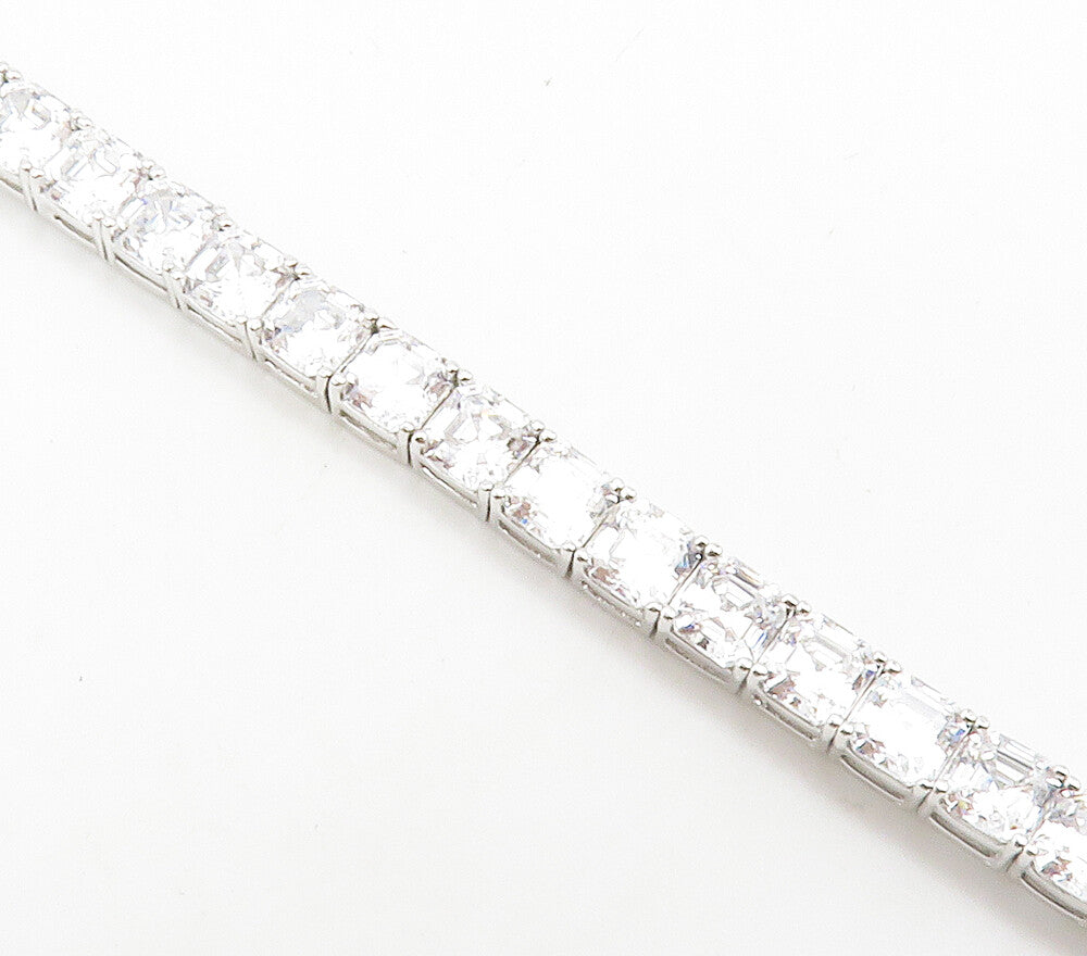 925 Sterling Silver  Sparkling Cushion Cut Cubic Zirconia Tennis Bracelet BT5866