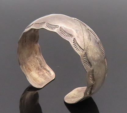 925 Sterling Silver Vintage Bracelet TRACY NAVAJO Swirly Etched Spikes  BT10294