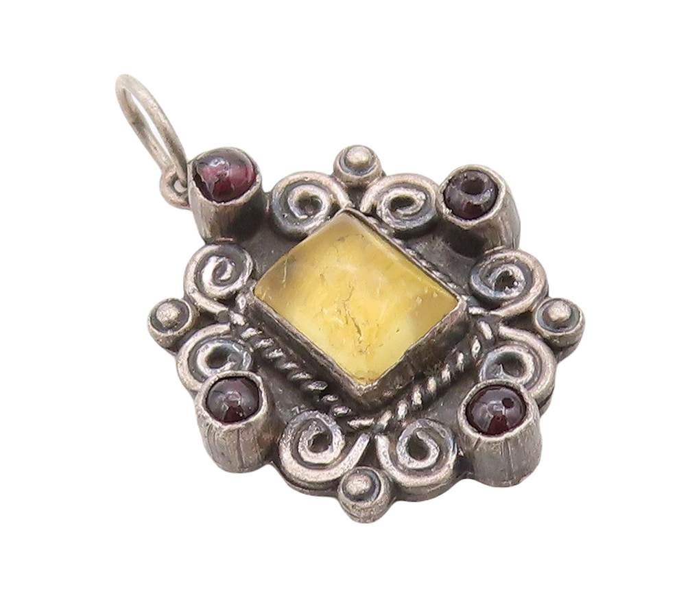 925 Sterling Silver Vintage Pendant Dark Tone Swirly Carved Citrine  PT23553