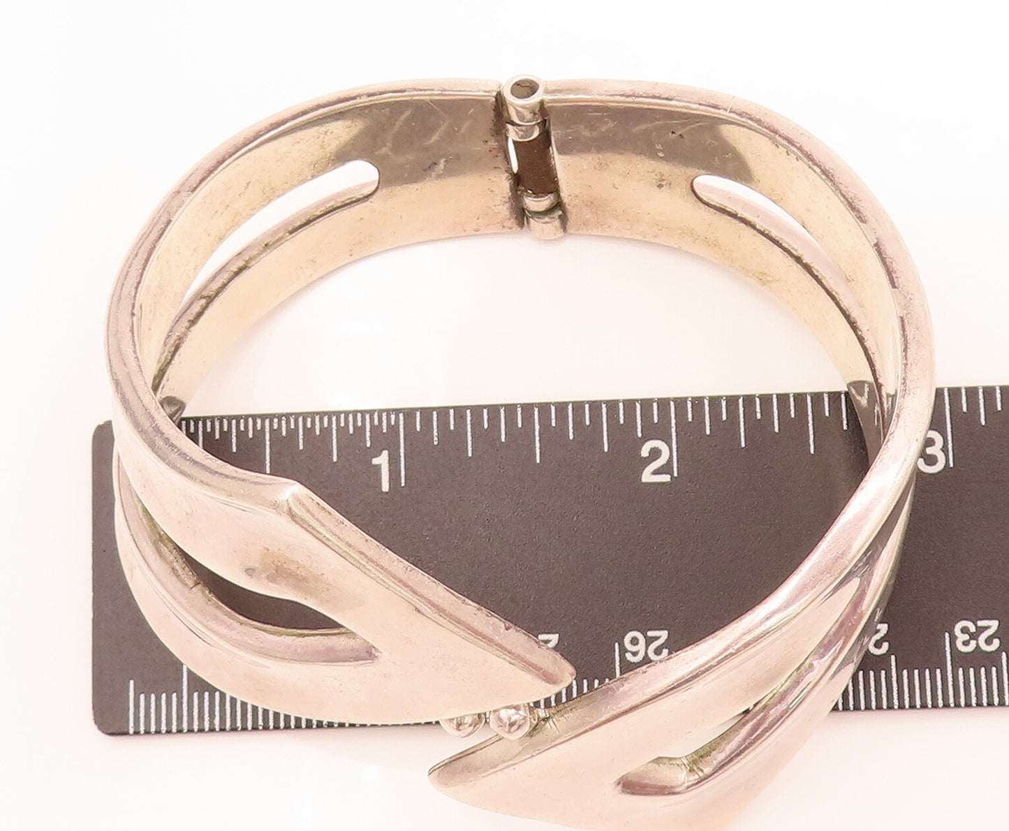 MEXICO 925 Sterling Silver  Vintage Designer Solid Swirly Bracelet  BT10055