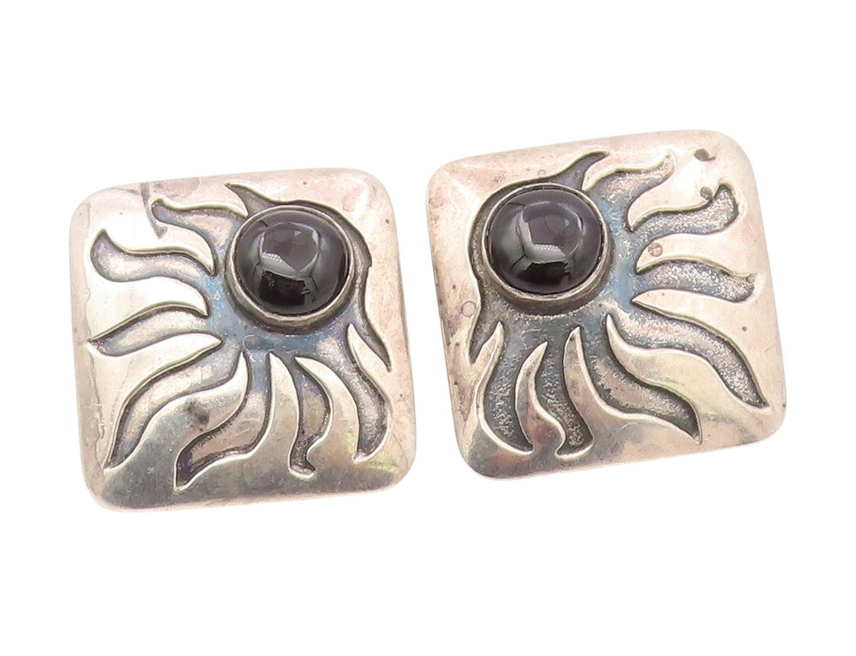 925 Sterling Silver Vintage Earrings Black Onyx Carved Sunburst Clip On  EG13871
