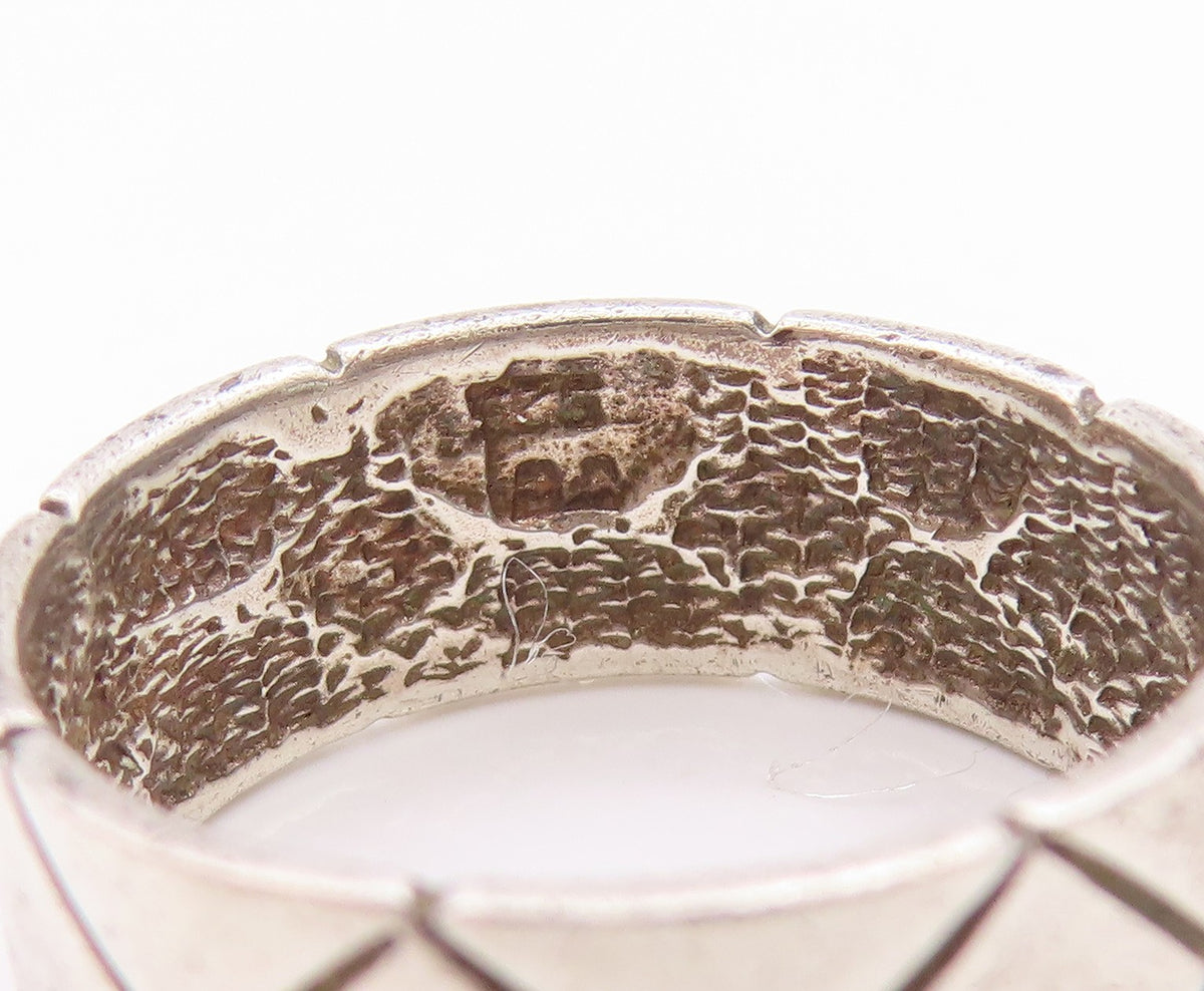 925 Sterling Silver Vintage Ring Topaz Quilted Raised Pattern Sz 7.5  RG33489