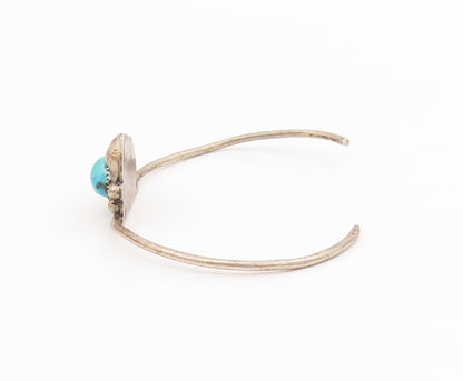 925 Sterling Silver Vintage Bracelet NAVAJO Turquoise Carved Leaf Cuff  BT11525