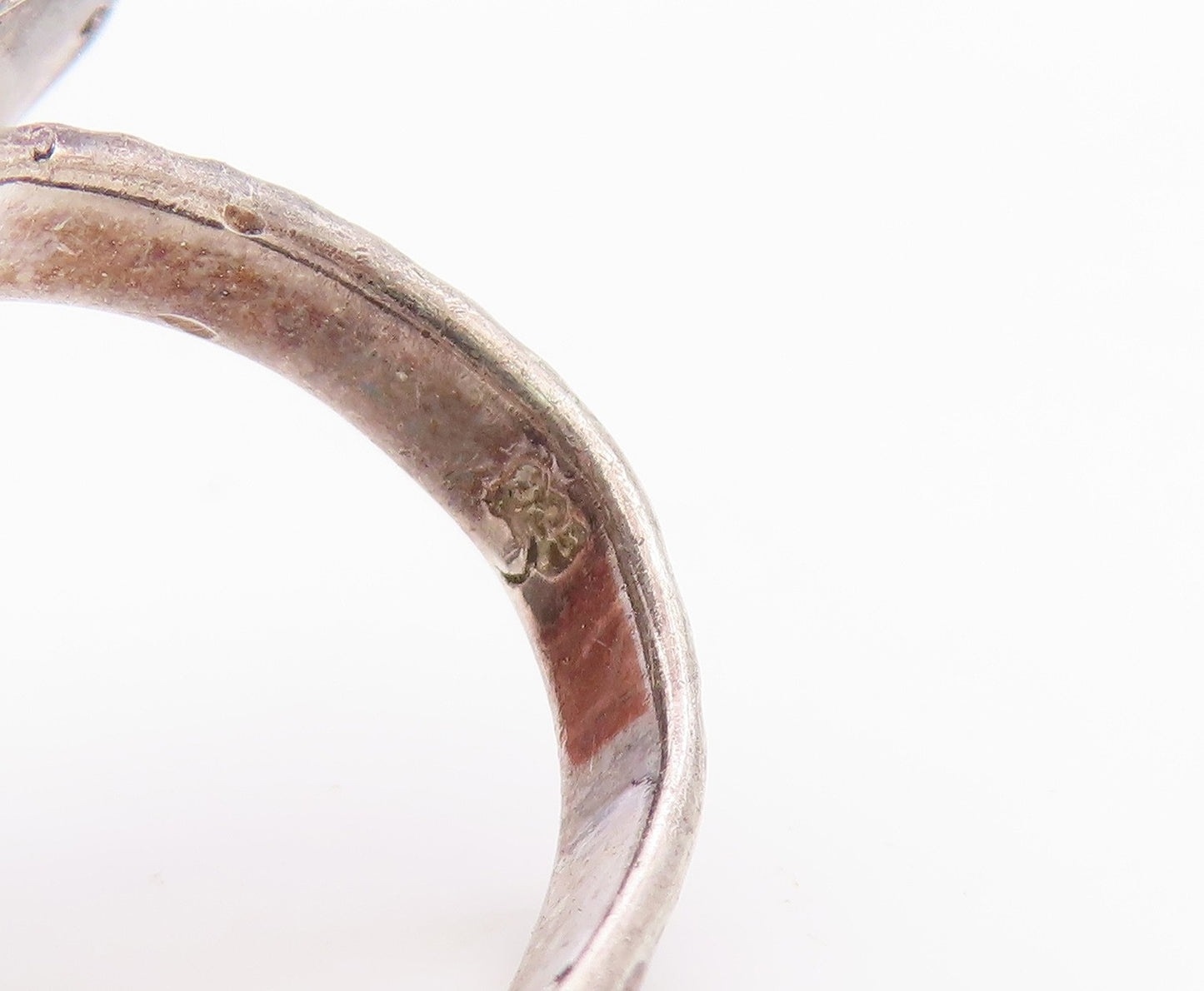 925 Sterling Silver Vintage Ring Cabochon Gemstone Flower Cutout  Sz 7.5 RG33271