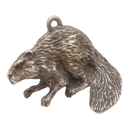 925 Sterling Silver Vintage Detailed Sitting Squirrel Beaver Pendant  PT22339