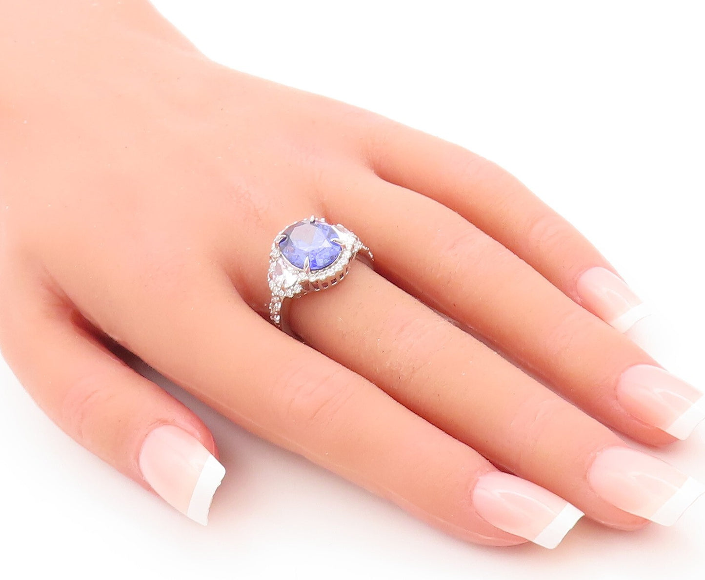 925 Sterling Silver Vintage Ring Oval Cut Sapphire Halo CZ Inlay  Sz 7  RG29737