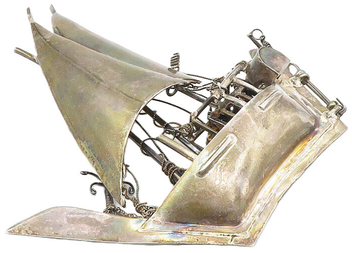 925 Sterling Silver  Vintage Dark Tone Sail Boat Sculpture Trinket  TR1774