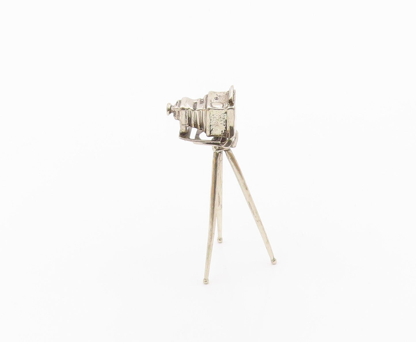 925 Sterling Silver  Vintage Shiny Old Fashioned Camera On Stand  TR2745