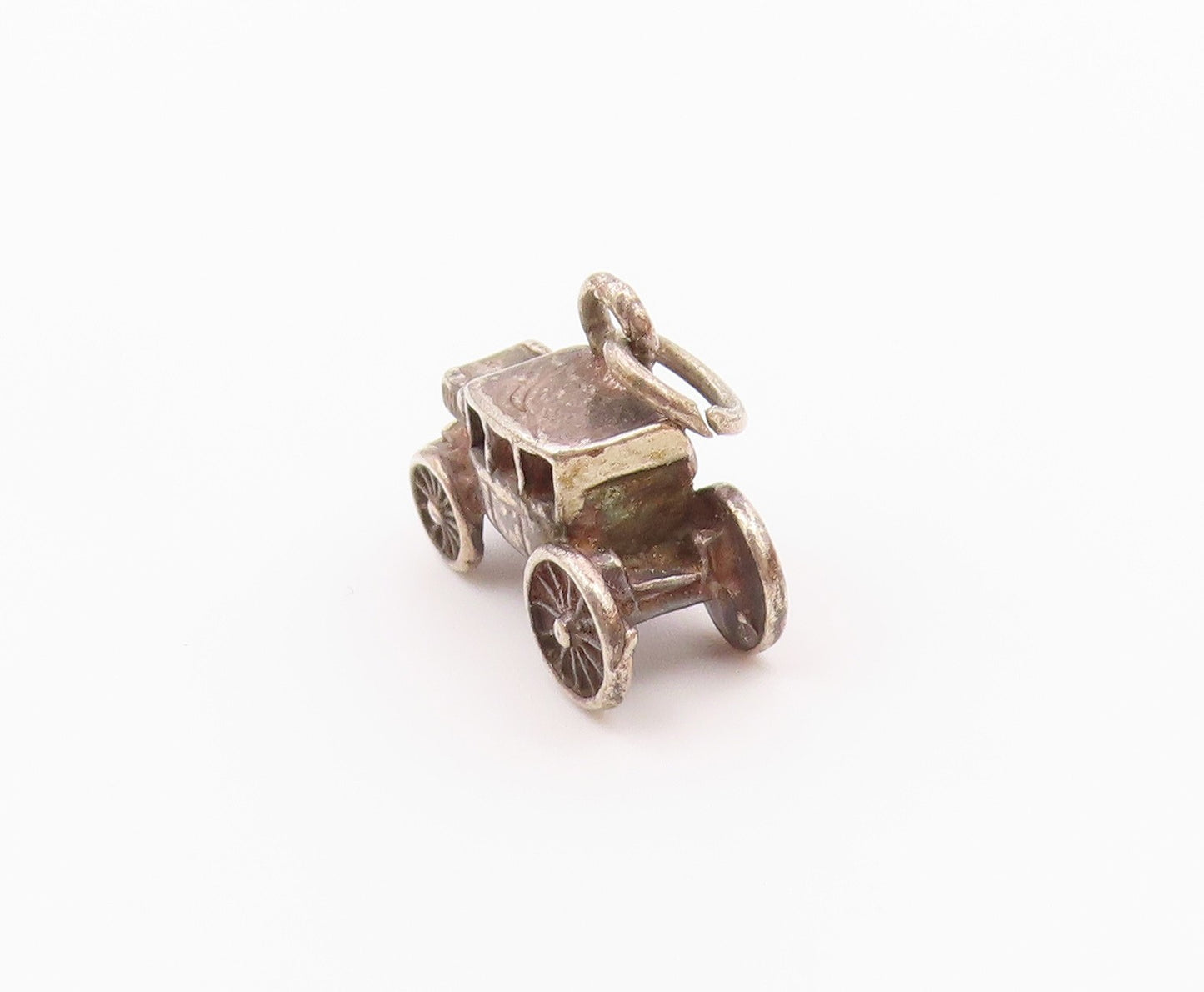 925 Sterling Silver  Vintage Petite Old Fashioned Car Pendant  PT18528
