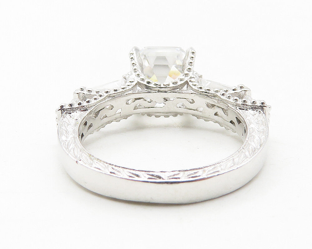 925 Sterling Silver  Cubic Zirconia Solitaire With Accents Ring Sz 5  RG11596