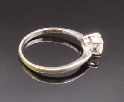 925 Sterling Silver  Vintage Solitaire Cubic Zirconia Ring Sz 8  RG25075