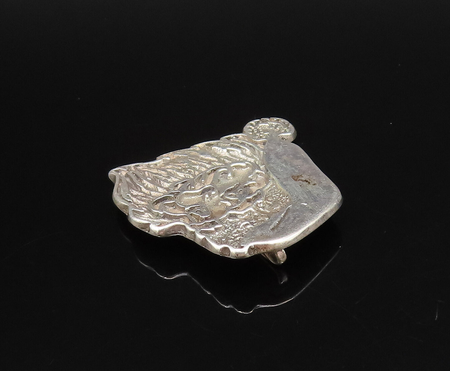 925 Sterling Silver  Vintage Modernist Carved Santa Claus Head Pendant PT21881
