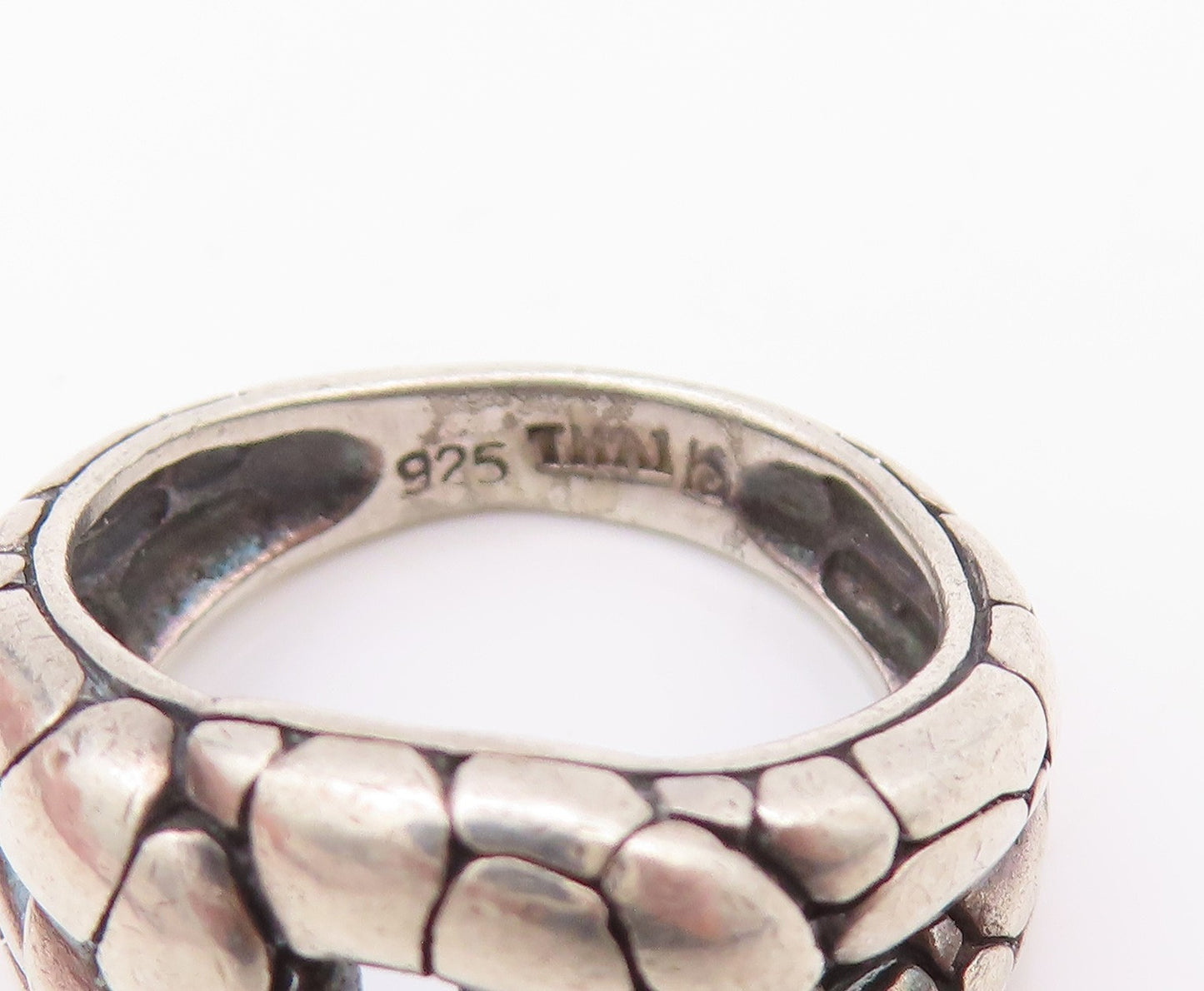 925 Sterling Silver Vintage Ring Dark Tone Snake Skin Design Cut  SZ 6  RG32249
