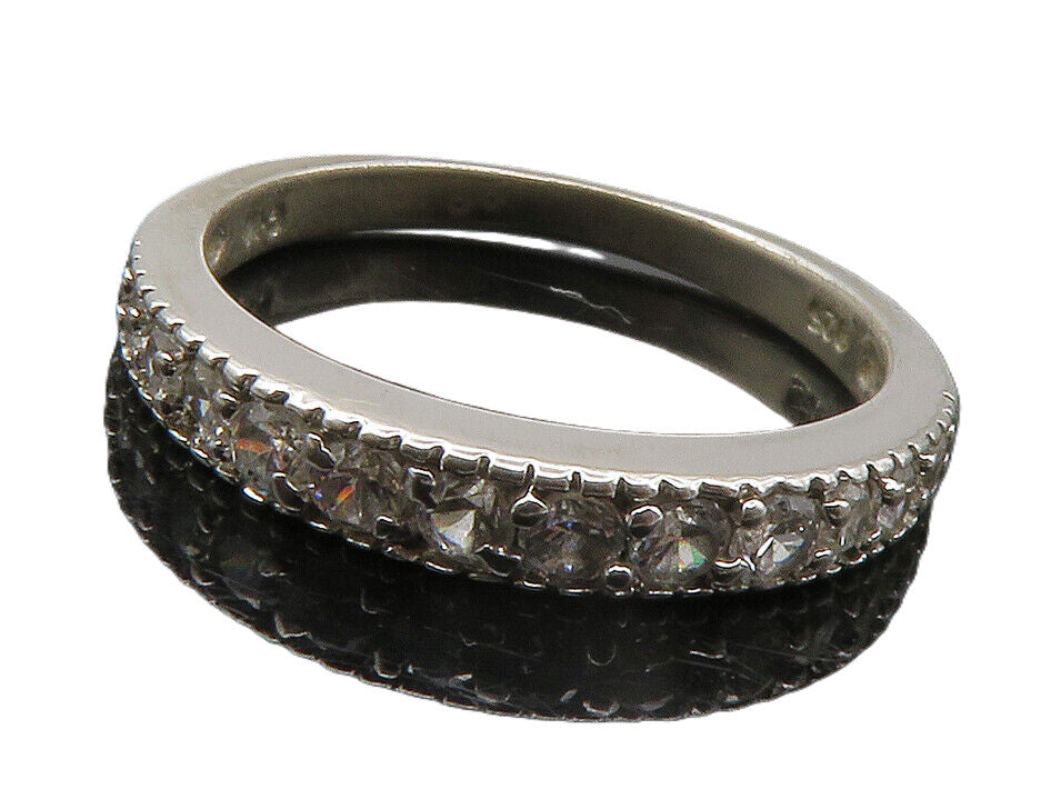 925 Sterling Silver  Sparkling Cubic Zirconia Round Band Ring Sz 7  RG14302