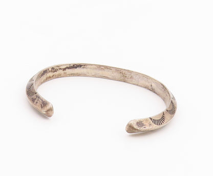925 Sterling Silver Vintage Bracelet NAVAJO Classic Etched Sunburst Cuff BT12145