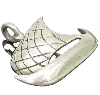 925 Sterling Silver  Vintage Petite Sailboat Nautical Motif Pendant  PT19588