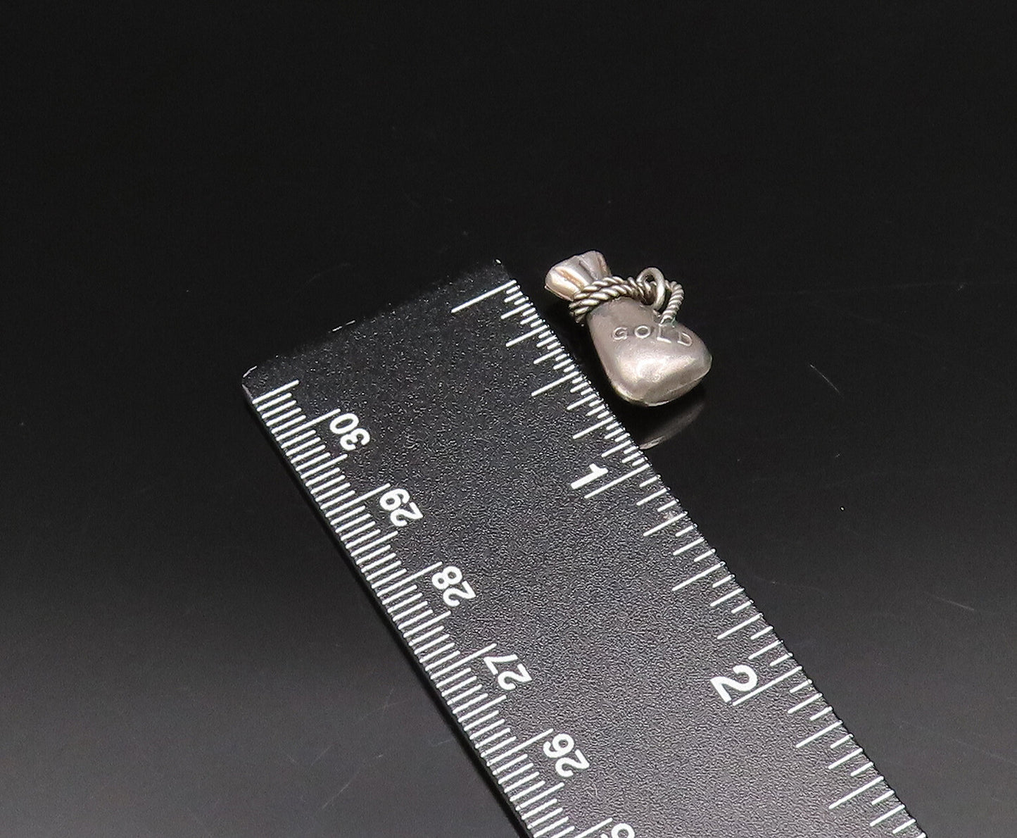 925 Sterling Silver  Vintage Sack Of Gold Charm Pendant  PT21632