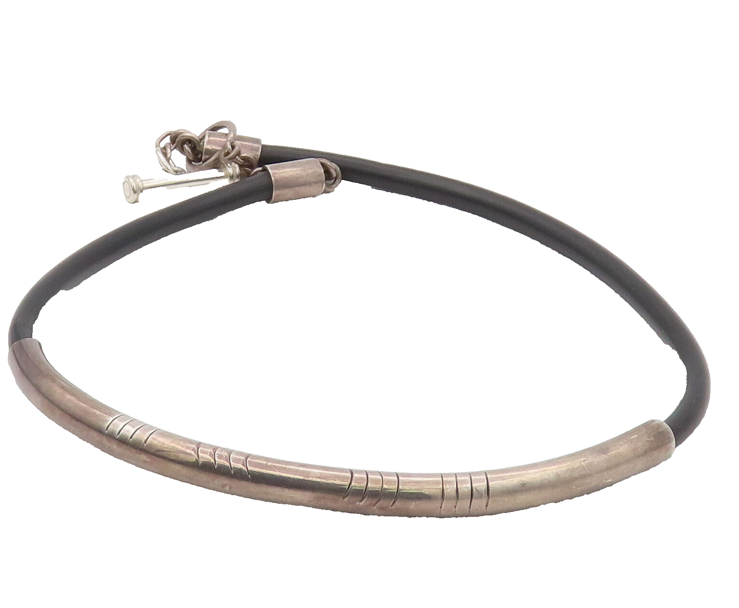 925 Sterling Silver  Vintage Minimalist Tribal Toggle Lock Necklace  NE4146