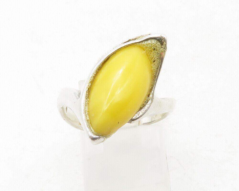 925 Sterling Silver  Vintage Egg Yolk Amber Shiny Cocktail Ring Sz 7.5 RG12978