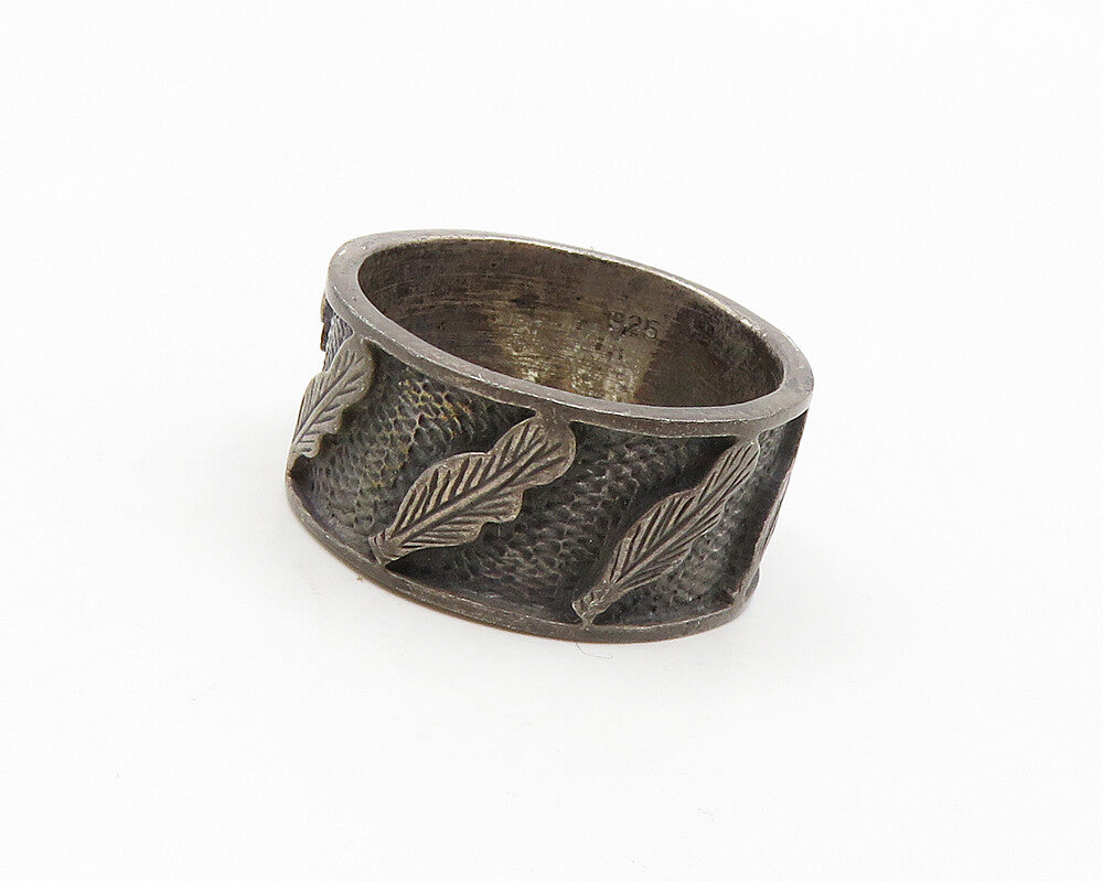 925 Sterling Silver  Vintage Oxidized Feather Pattern Band Ring Sz 7  RG18644