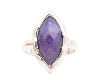 925 Sterling Silver Vintage Ring Marquise Shape Purple Gemstone  Sz 7  RG29414