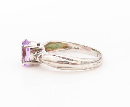 925 Sterling Silver Vintage Ring Grooved Neck Oval Amethyst  Sz 8  RG30282
