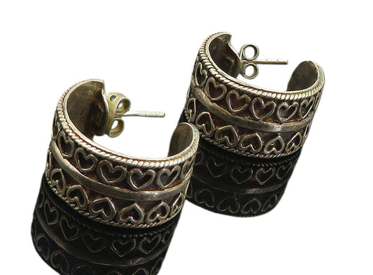 925 Sterling Silver  Vintage Love Heart Patterned JHoop Earrings  EG4529