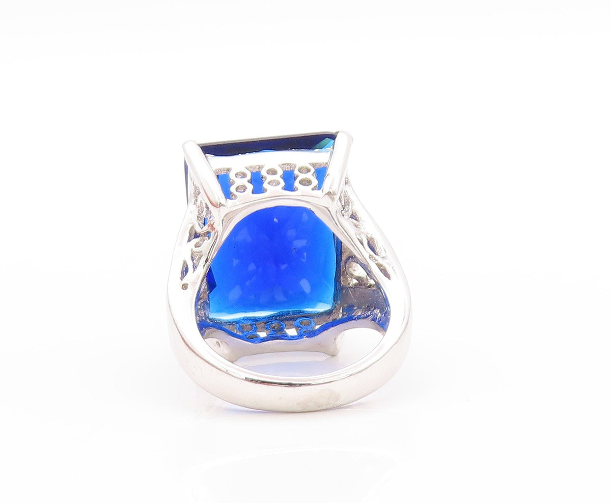 925 Sterling Silver Vintage Ring Large Rectangle Cut Blue CZ   Sz 6.5  RG32925
