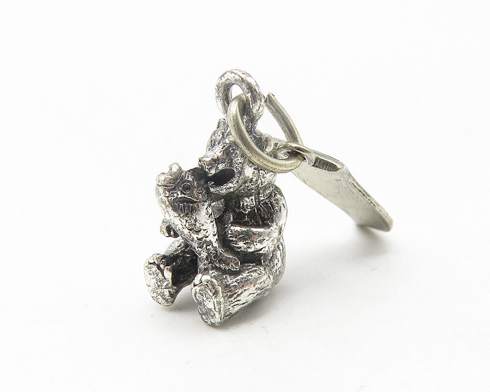 925 Sterling Silver  Vintage Sitting Bear & Fish New York Drop Pendant  PT9374