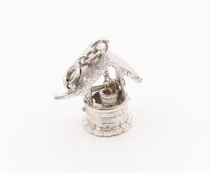 925 Sterling Silver  Vintage Shiny Water Well Etched Detail Pendant  PT15236