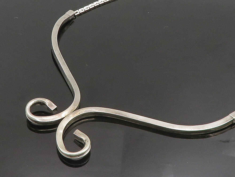 925 Sterling Silver  Vintage Minimalist Double Swirl Collar Necklace  NE3854