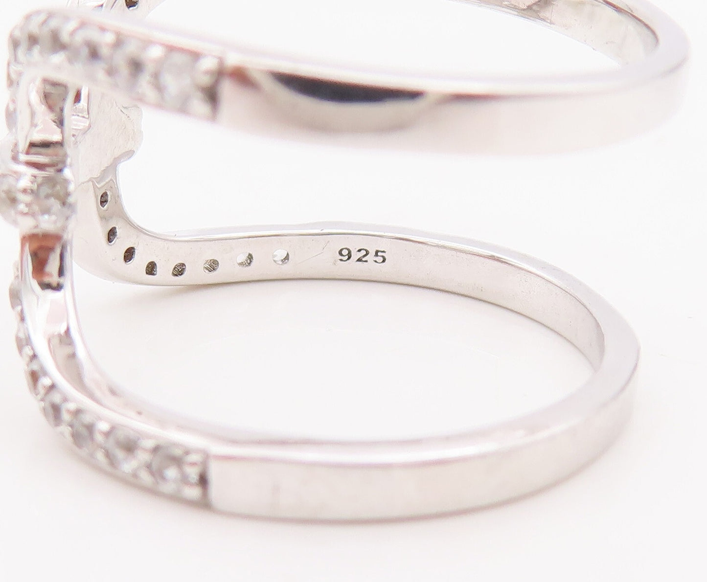 925 Sterling Silver Vintage Ring Designer Cutout CZ Inlay  Sz 7.5  RG29900