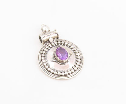 925 Sterling Silver Vintage Pendant Oval Cut Amethyst Bohemian Medal  PT25635