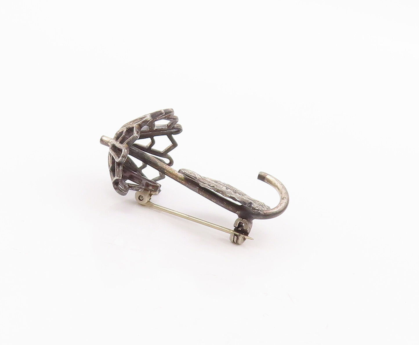 925 Sterling Silver Vintage Brooch Pin Kissing Couple Under Umbrella  BP10980