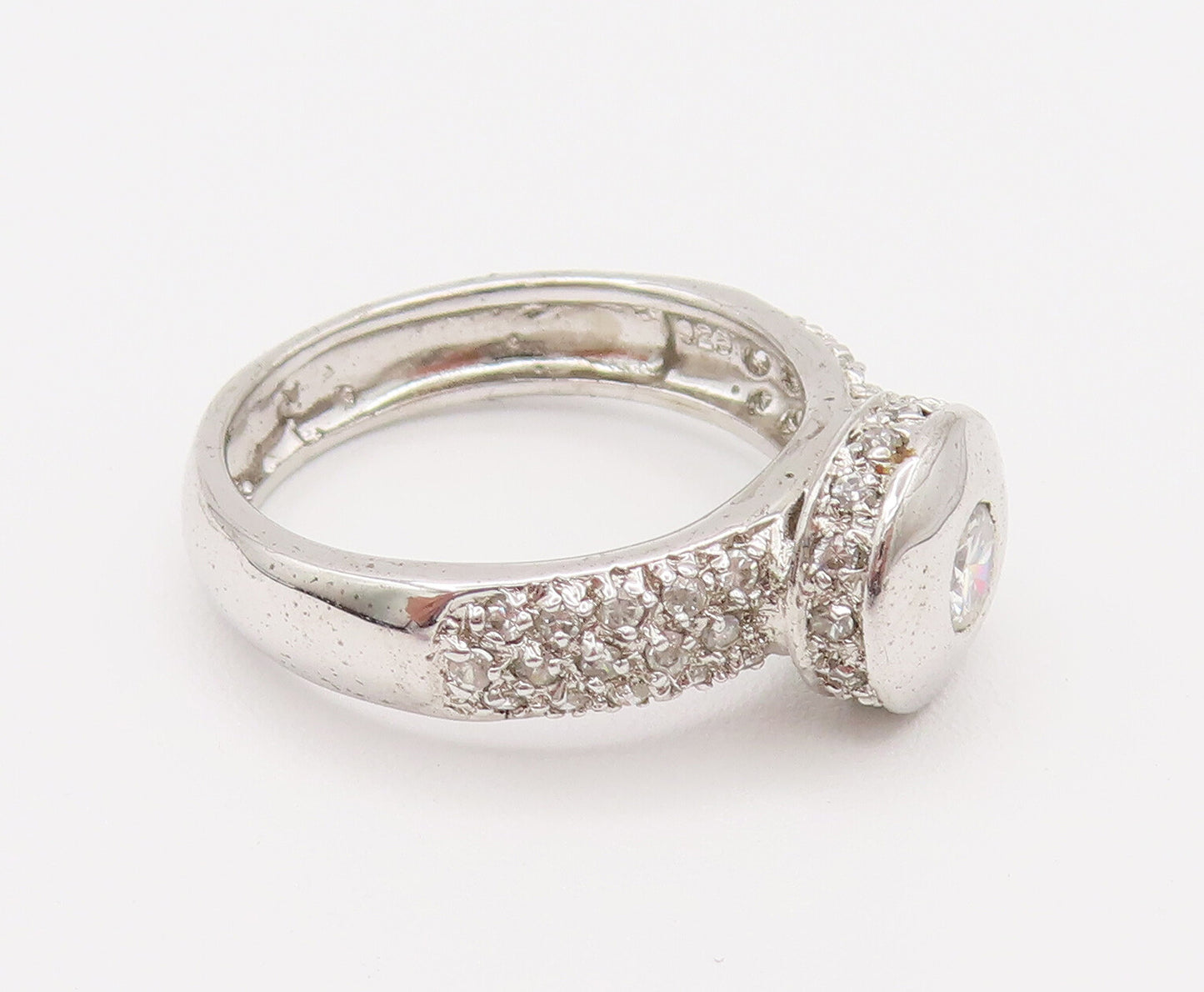 925 Silver  Vintage Circle Frame Cubic Zirconia Cluster Ring Sz 8  RG26204