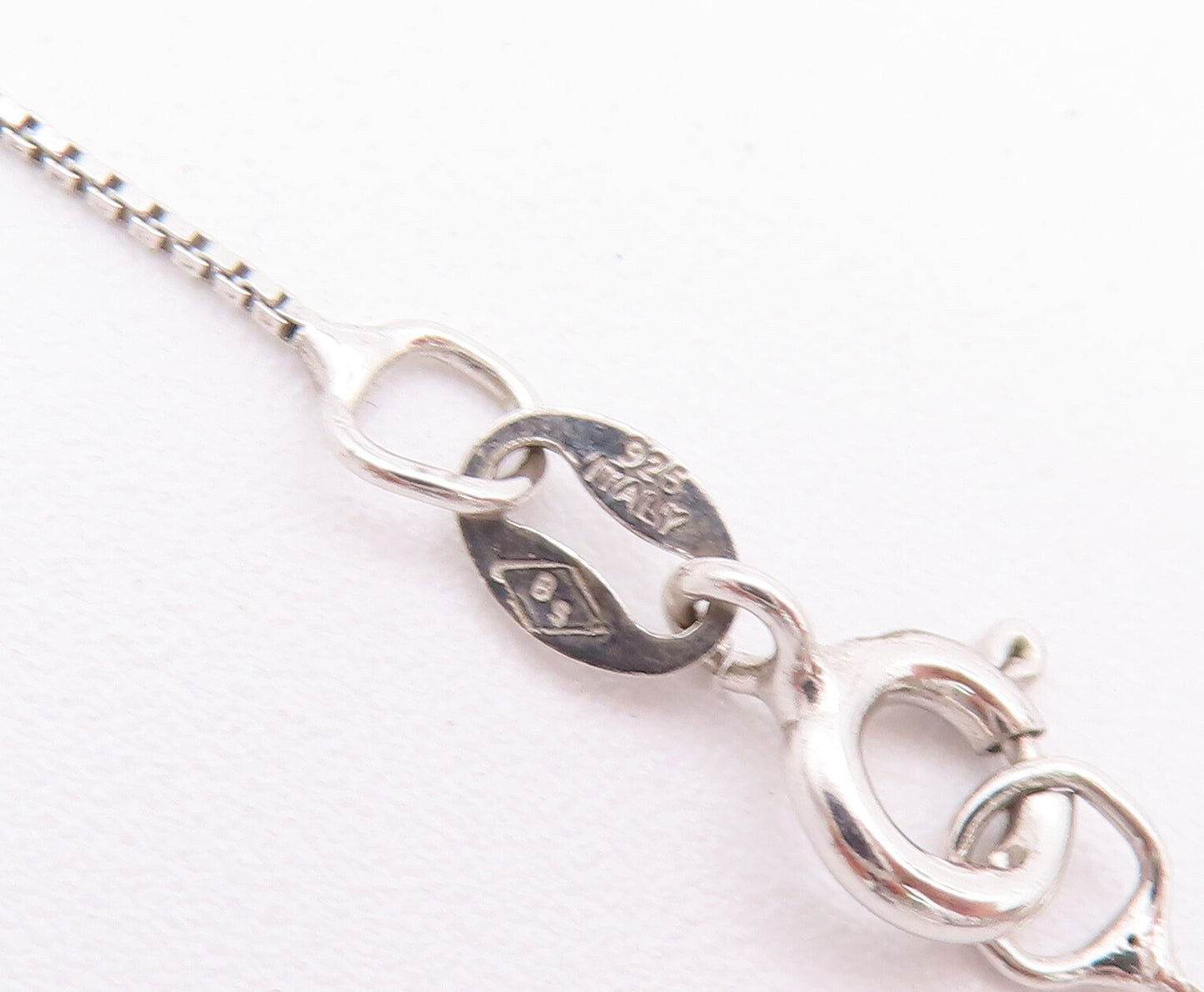 925 Sterling Silver Vintage Necklace Minimalist Inlay Onyx & Topaz Hamas  NE4241