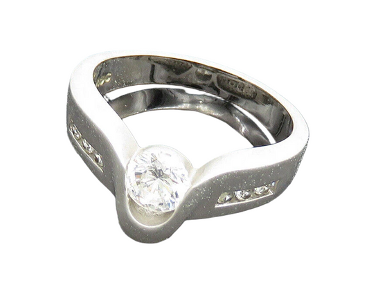 925 Sterling Silver Vintage Cubic Zirconia Matte Band Ring Sz 9  RG19907