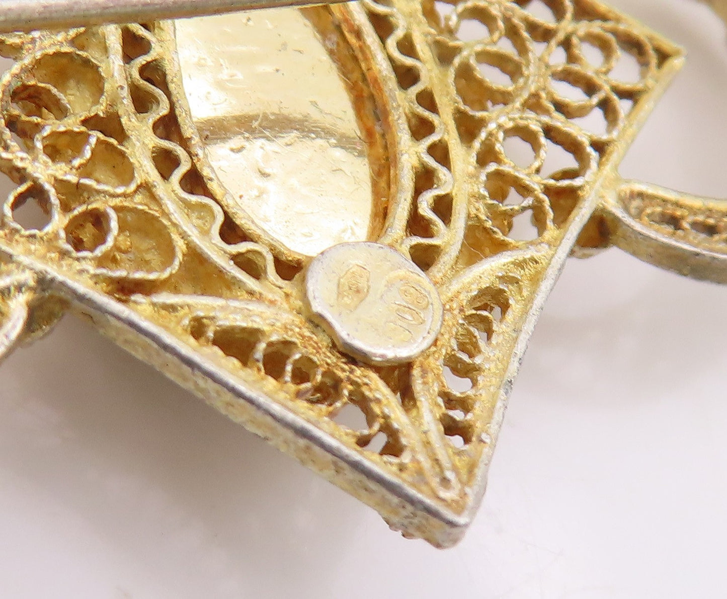 925 Sterling Silver Vintage Brooch Pin Gold Plated Carved Cameo Filigree BP12413