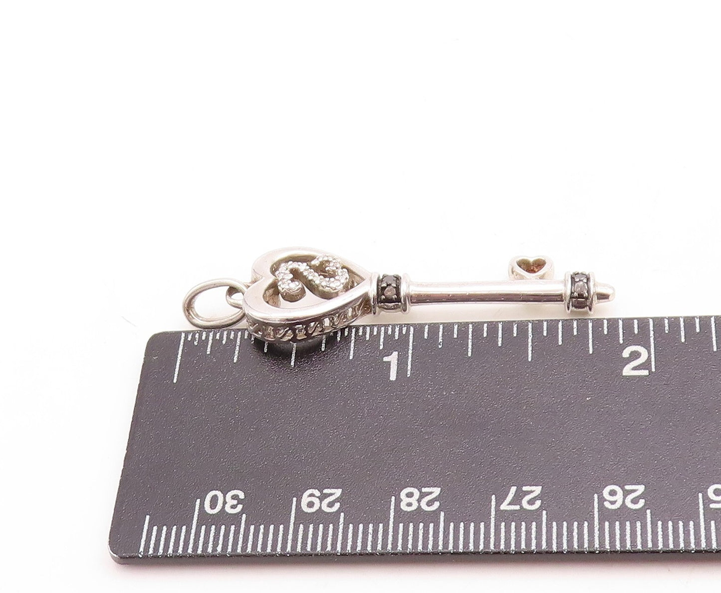 925 Sterling Silver Vintage Pendant White & Black Diamonds Key Of Love  PT23762