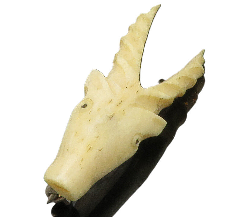 925 Sterling Silver  Vintage Carved Reindeer Head Motif Brooch Pin  BP4965