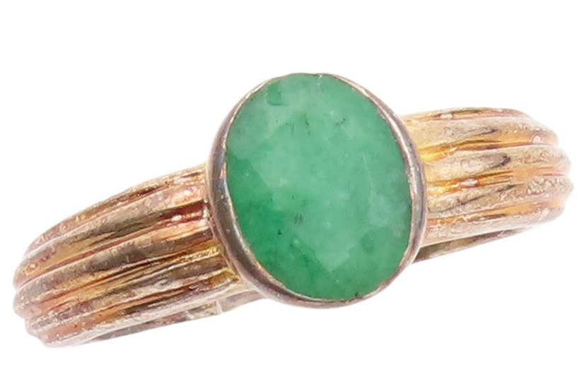 925 Sterling Silver Vintage Ring Grooved Oval Cut Green Gemstone Sz 7.5  RG30753