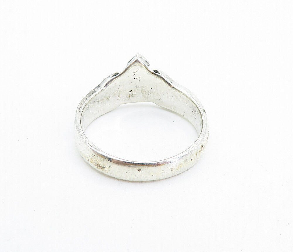 925 Sterling Silver  Vintage Celtic Knot Design Shiny Band Ring Sz 8  RG7473