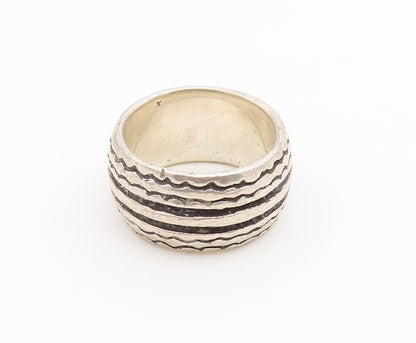 925 Sterling Silver Vintage Ring Wavy Patterned Statement Band  Sz 8  RG36769