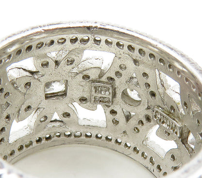 925 Sterling Silver  Sparkling Cubic Zirconia Floral Band Ring Sz 7  RG16355