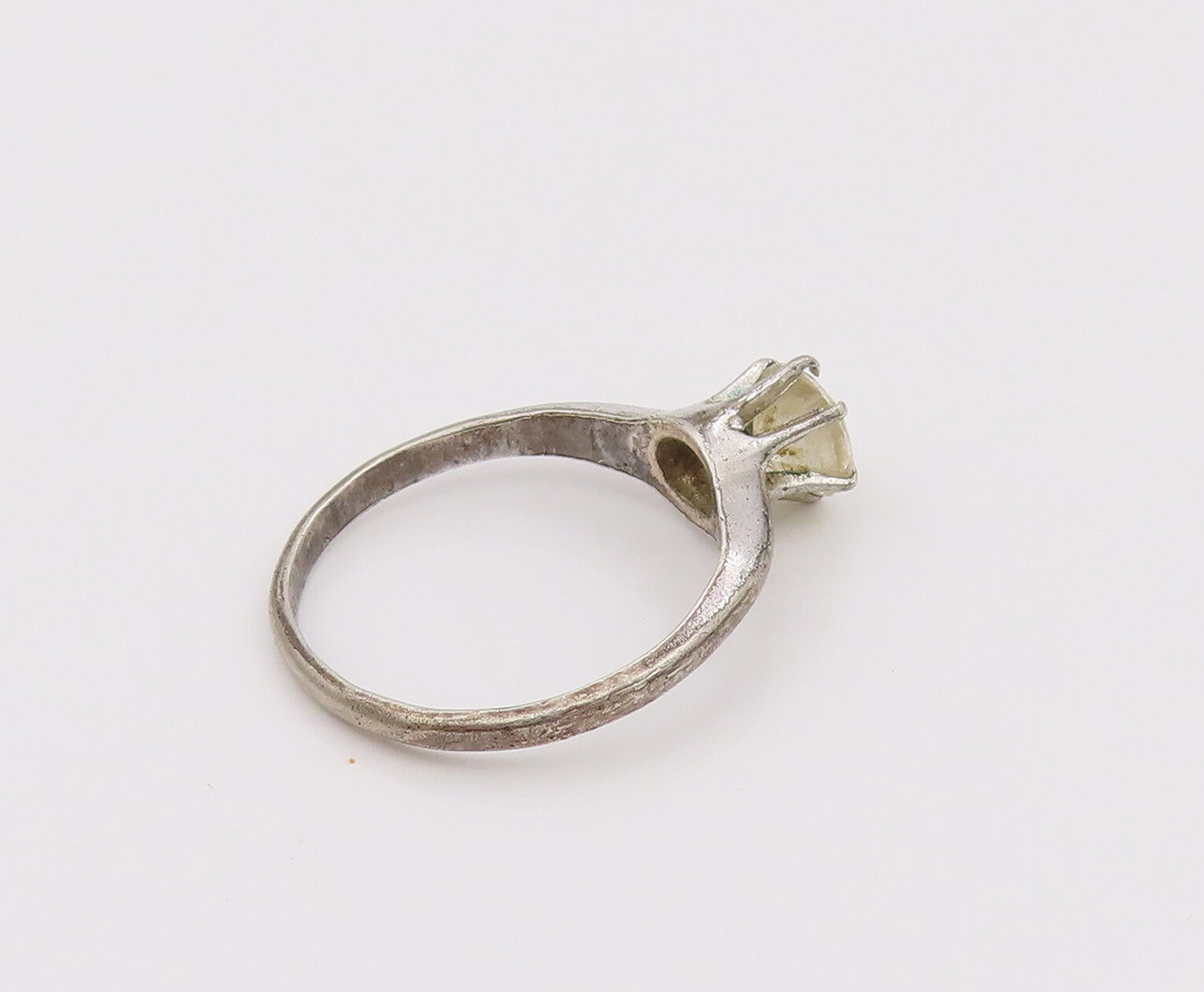 925 Silver  Vintage Antique Minimalist Cubic Zirconia Ring Sz 6.5  RG26519