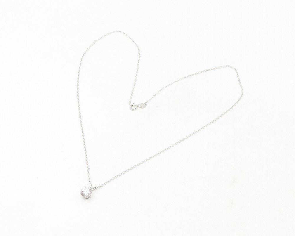 925 Sterling Silver  Sparkling Round Cut Cubic Zirconia Chain Necklace  NE2051