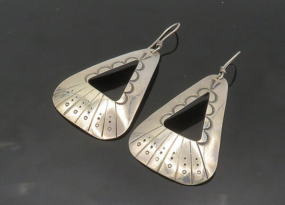 NAVAJO 925 Sterling Silver  Vintage Etched Detail Dangle Earrings  EG10286