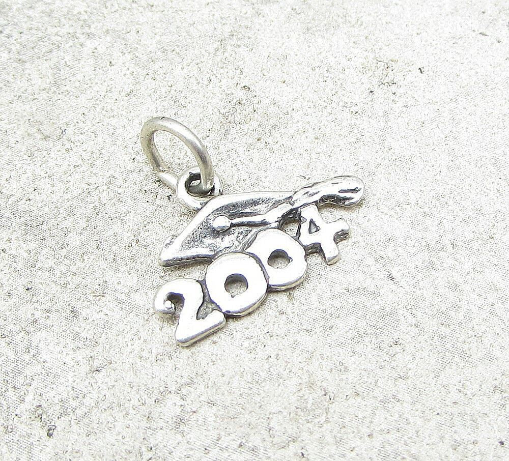 925 Sterling Silver 2004 Graduation Charm Pendant  PT1109